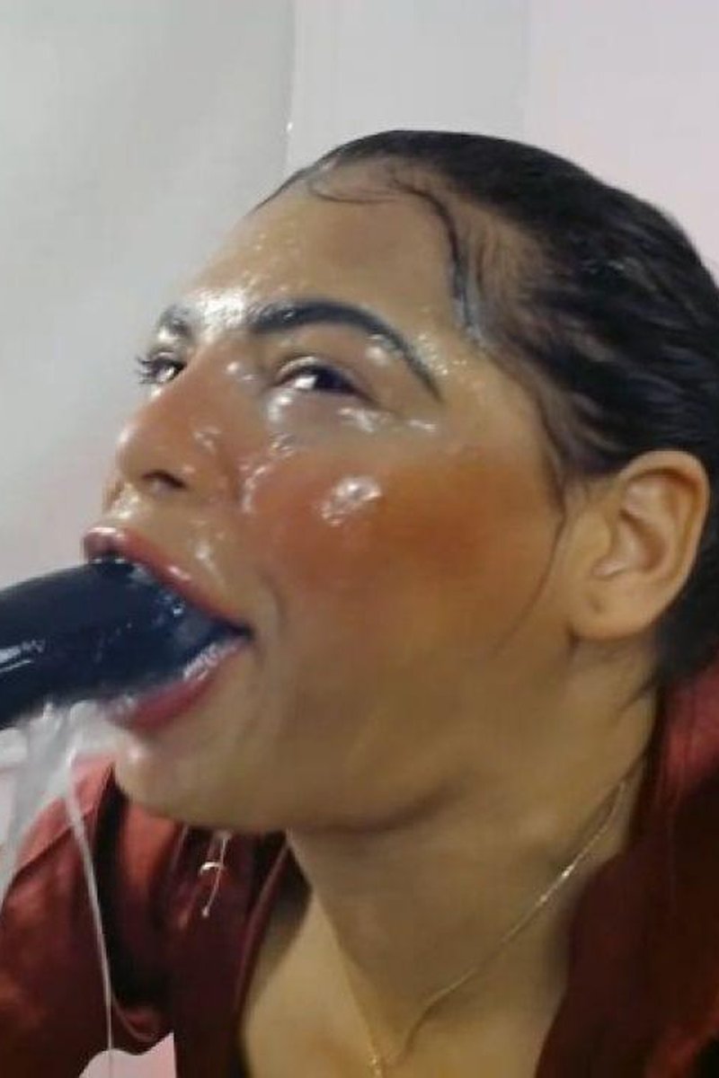 Hardcore Deepthroat - Screenshot 1 of 4 - Blowjob