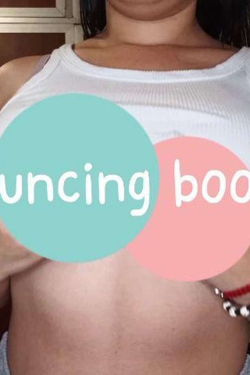 Bouncing Boobs Challenge - Screenshot 1 of 4 - Big Tits