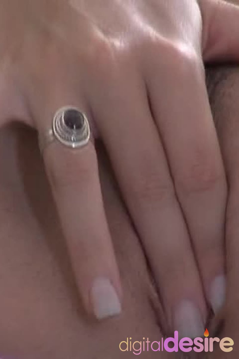 Aj Bailey - Screenshot 1 of 4 - Babes