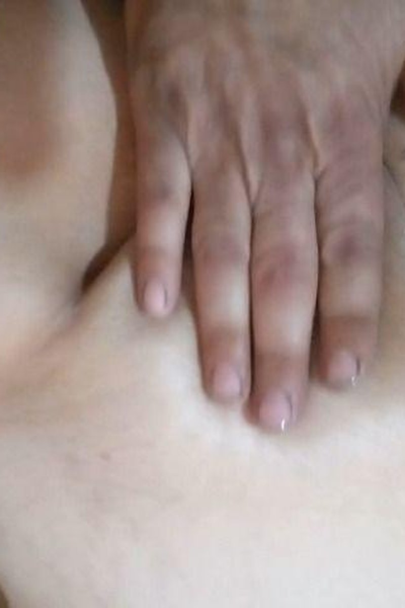 Really Hot - Screenshot 1 of 4 - Huge Labia