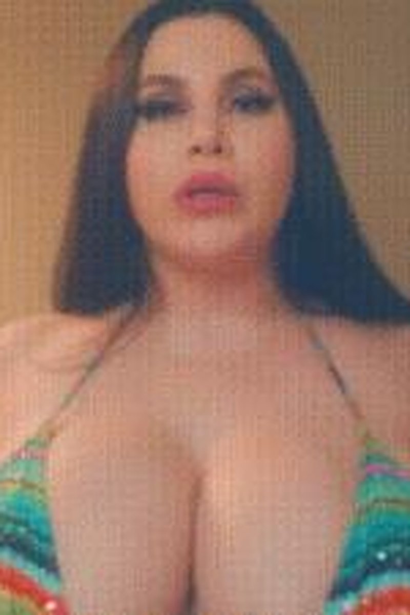 Pool Party Perv - Screenshot 1 of 4 - MILF (30+)