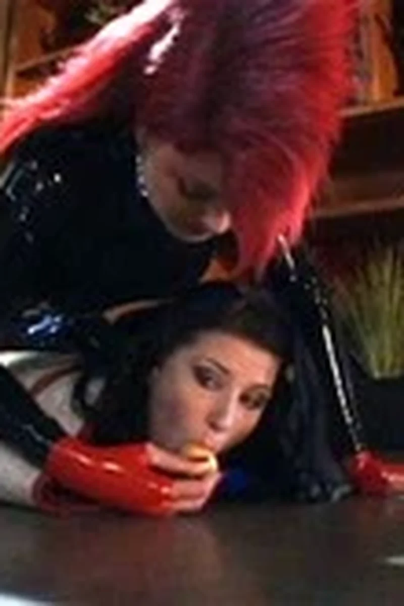 Sweet Slave - Screenshot 1 of 4 - Fetish