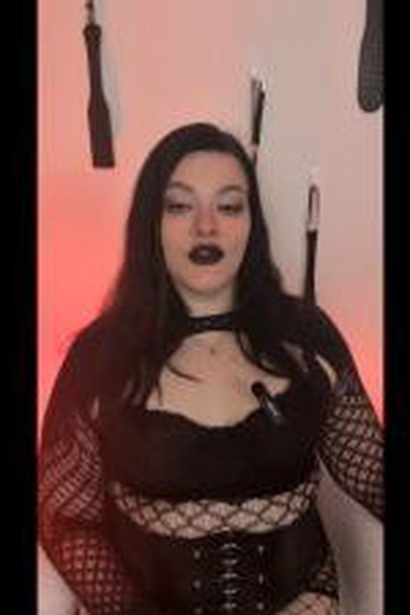 TP-iwantclipsvixienyx-a-cuckold-joi-with-a-countdown