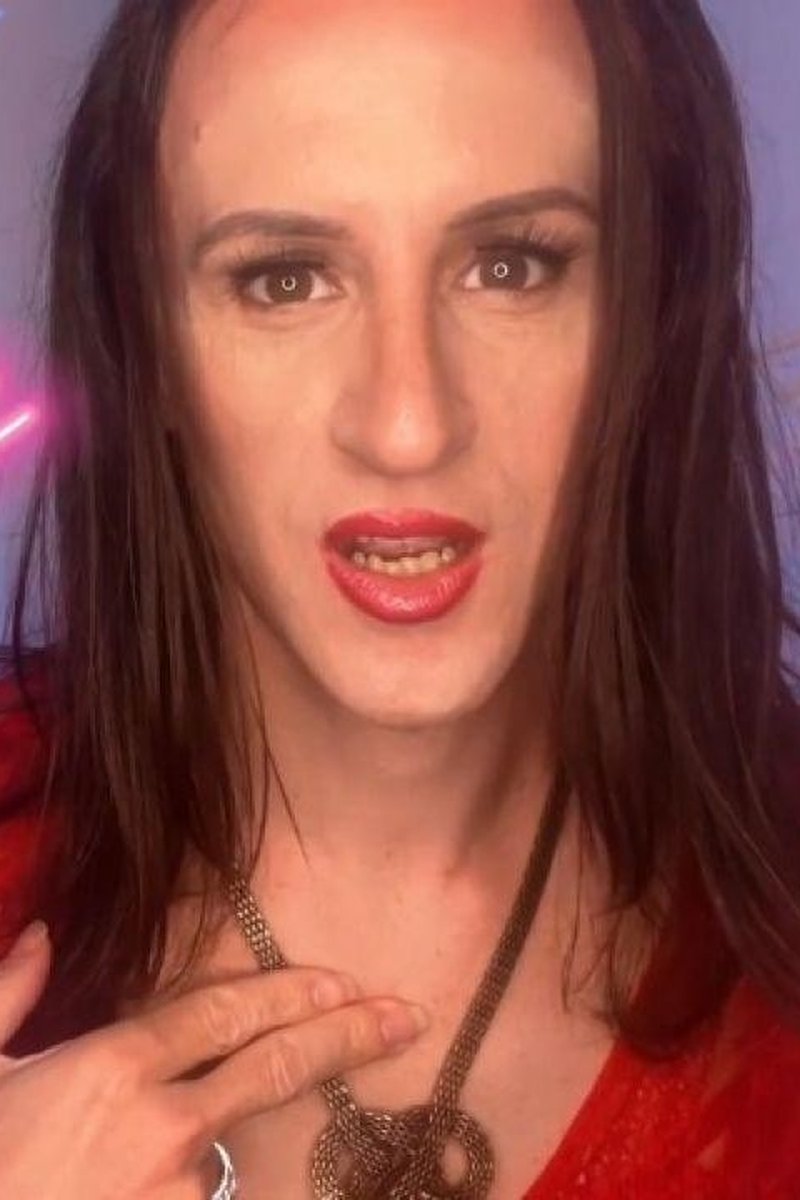 Be Mine - Screenshot 1 of 4 - Cumshot