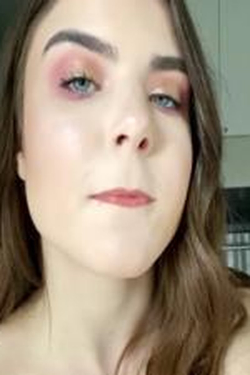 Blowing Spit Bubbles - Screenshot 1 of 4 - Amateur