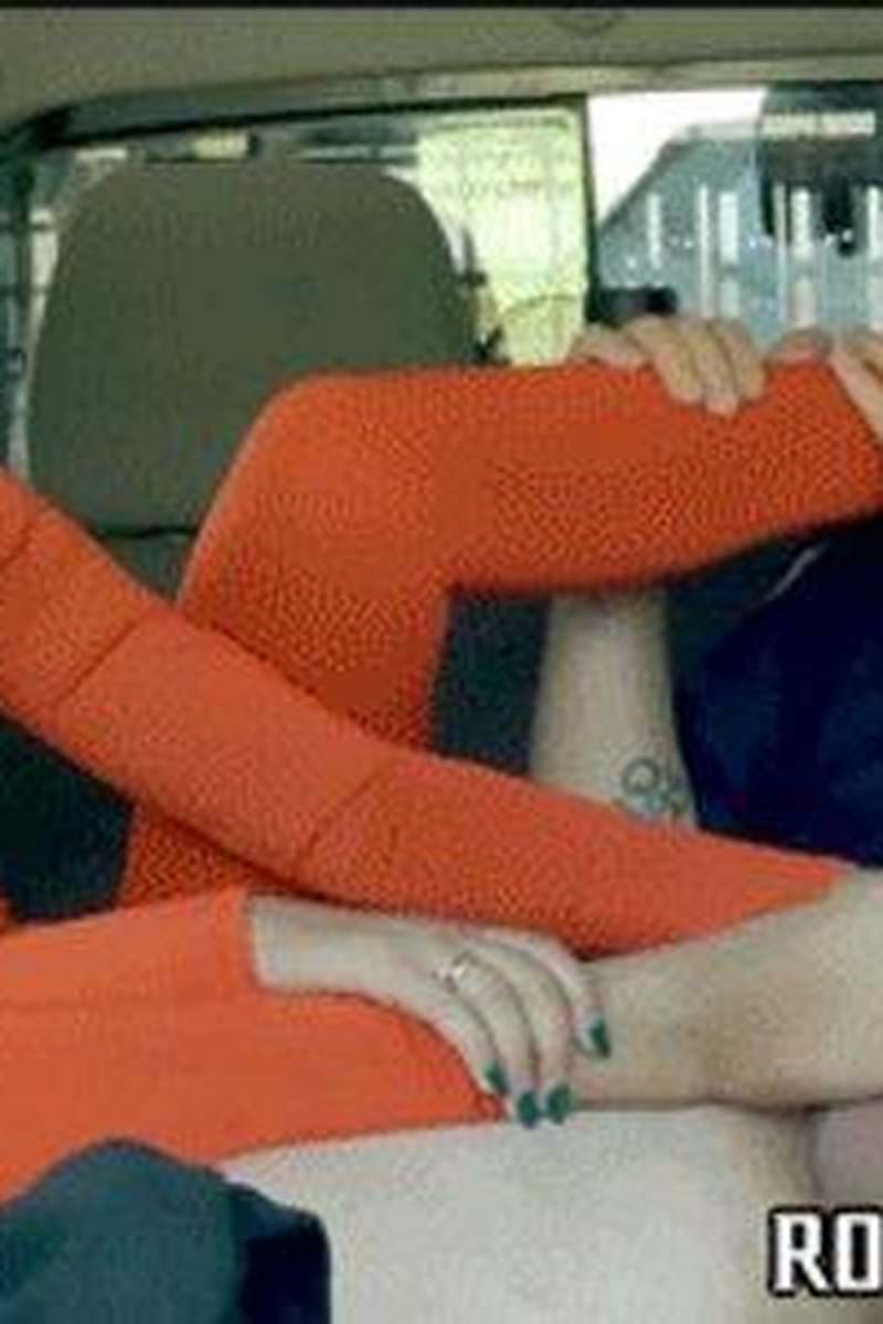Prison Transfer Footjob With Kitty 1080p Mp4 - Screenshot 1 of 4 - Cumshot