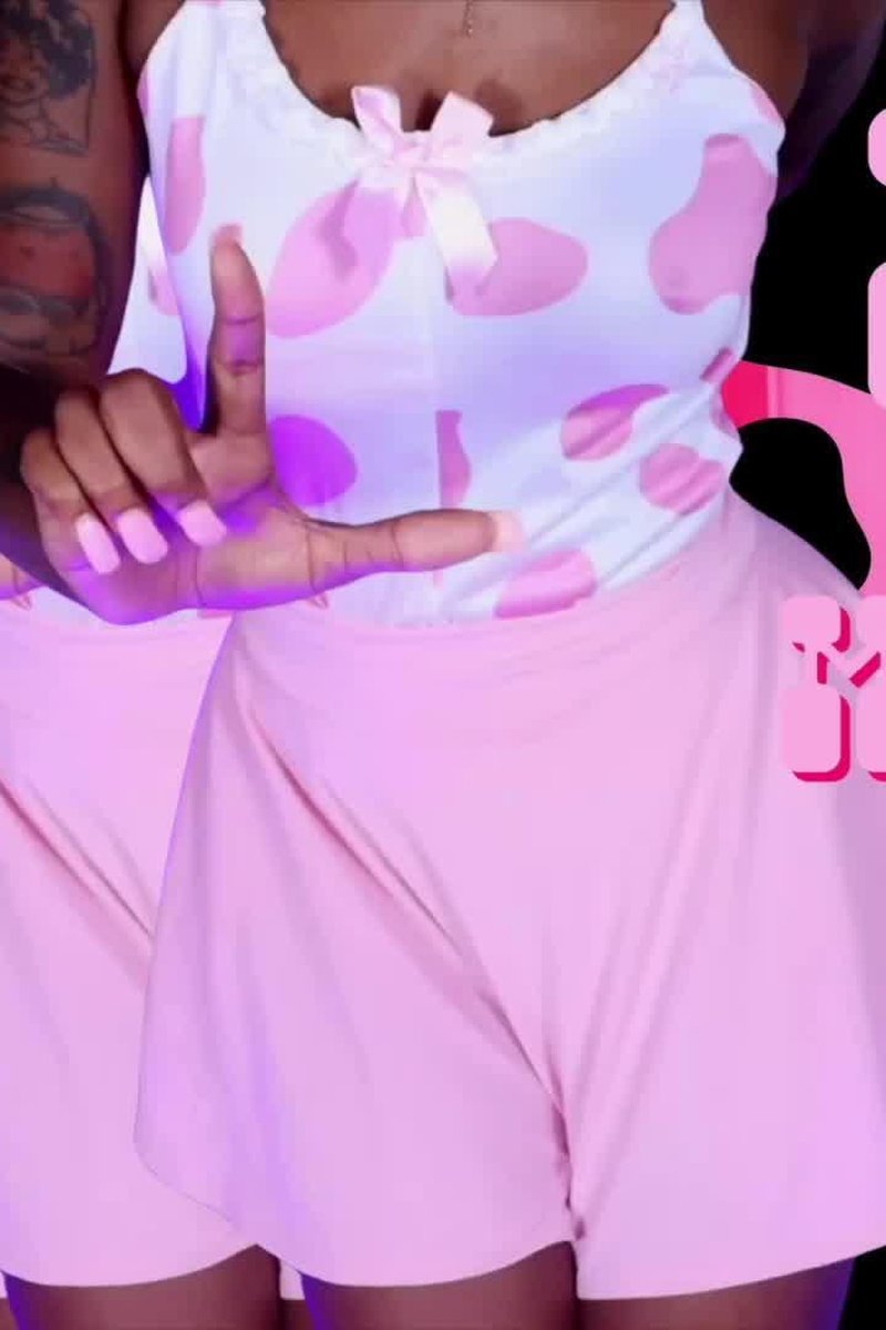 Moo For Master - Screenshot 1 of 4 - Ass Worship