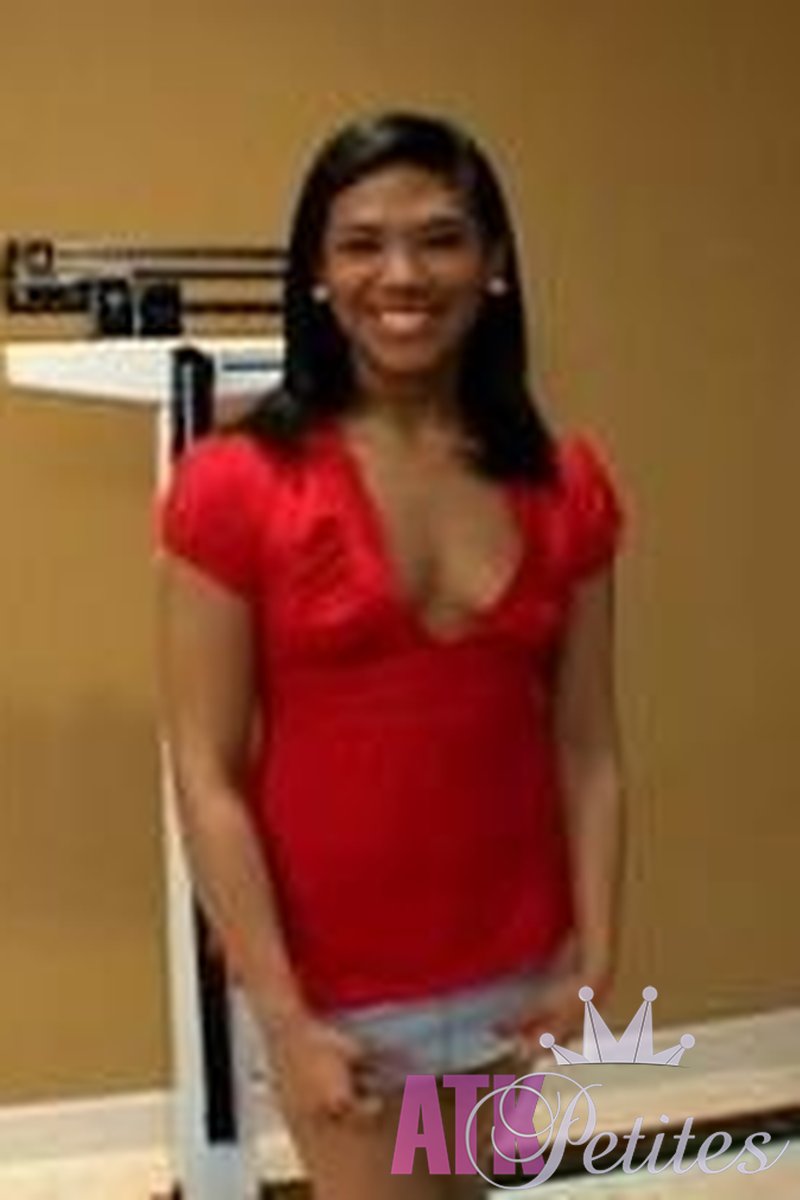 Emy Reyes - Weigh in - Screenshot 1 of 4 - Interview