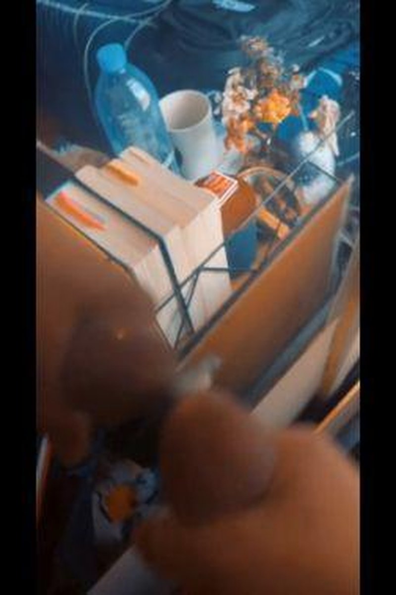 Mirror Cumshot - Screenshot 1 of 4 - Cumshot