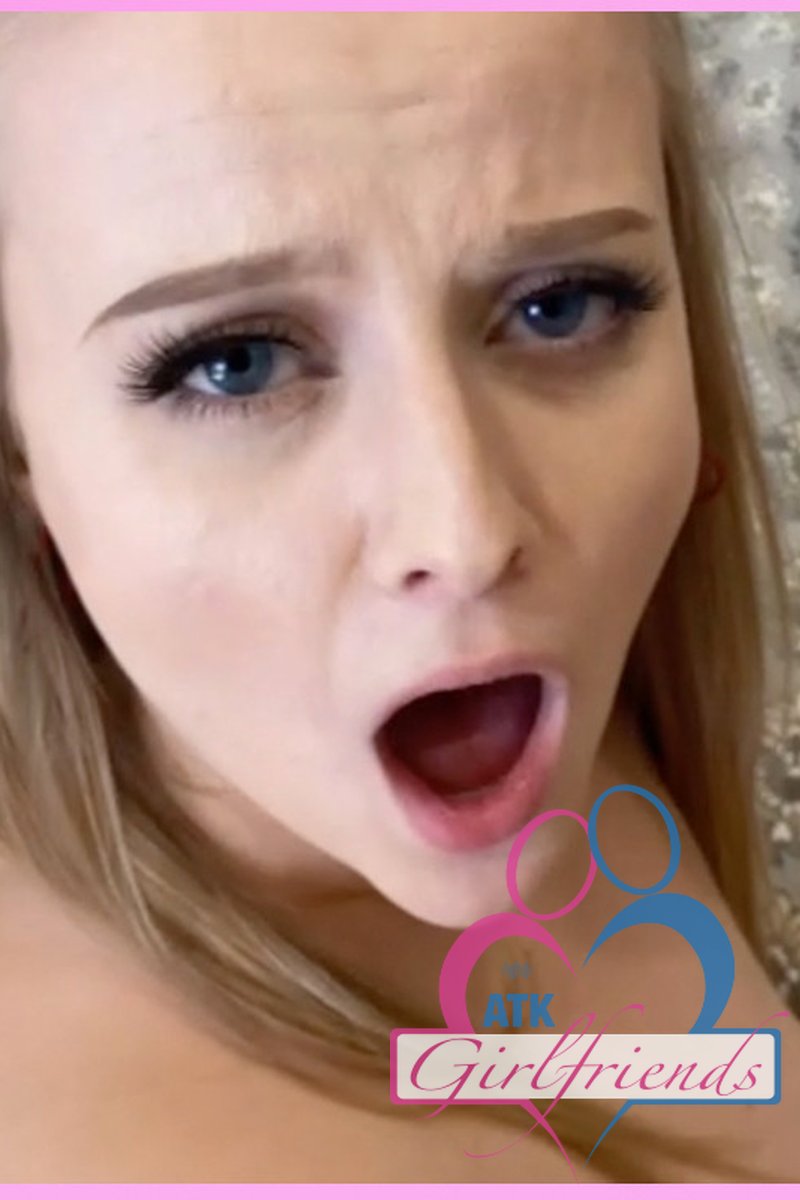 Paris White Virtual Date - Screenshot 1 of 4 - Big Ass