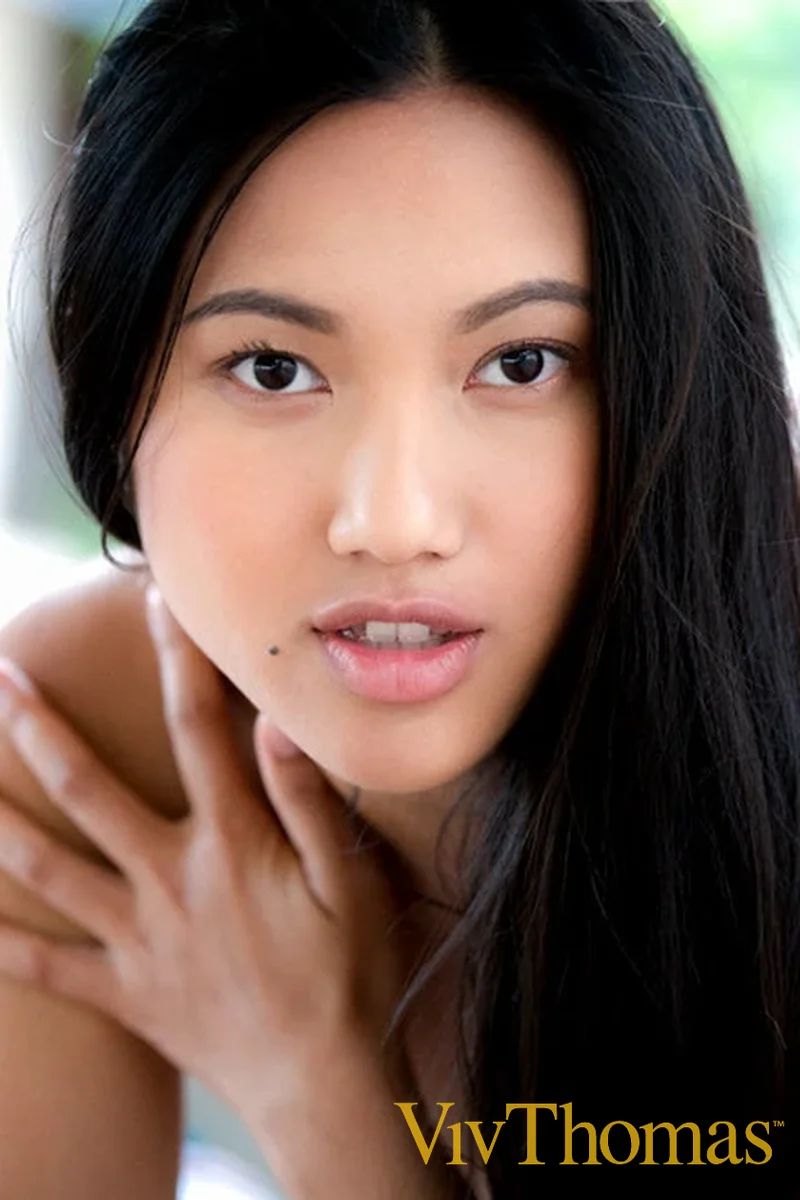 Make Her Jealous - Screenshot 1 of 4 - Asian