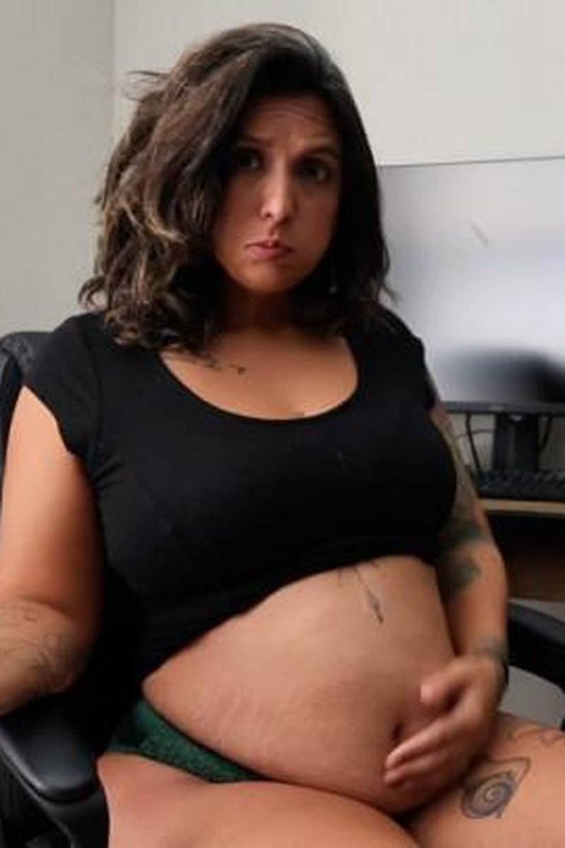 Stuffing And Sloshing - Screenshot 1 of 4 - Belly Fetish