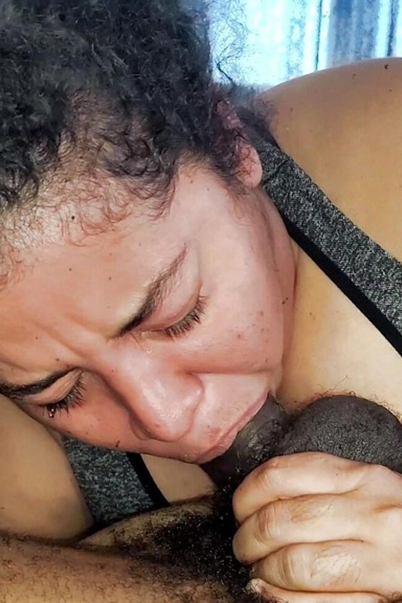 BBW Dyke Lesbian Puke Sub HD 4K Full - Screenshot 1 of 4 - BDSM