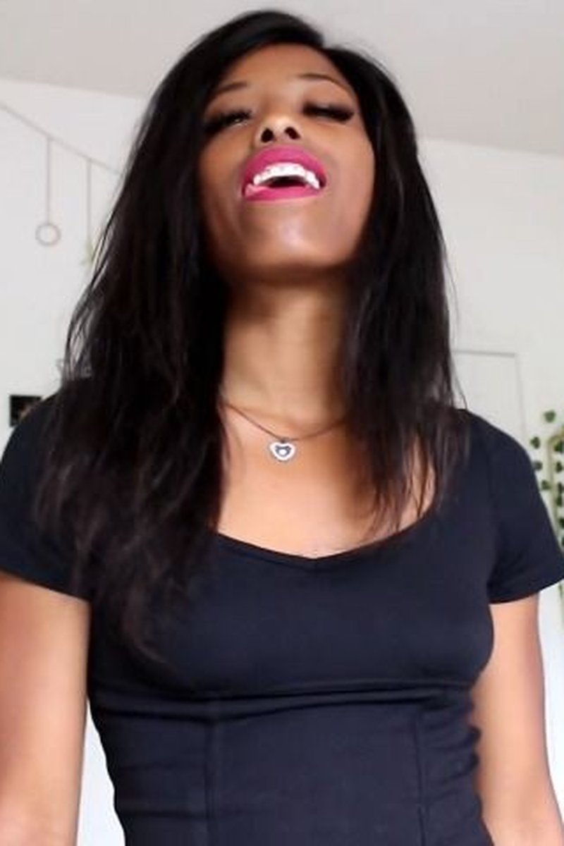 Date Cut Short - Screenshot 1 of 4 - Humiliation
