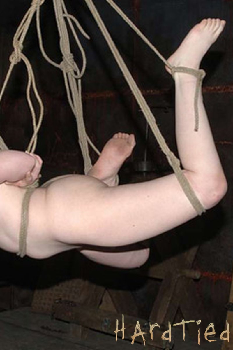 Worked Up - Screenshot 1 of 4 - Bondage