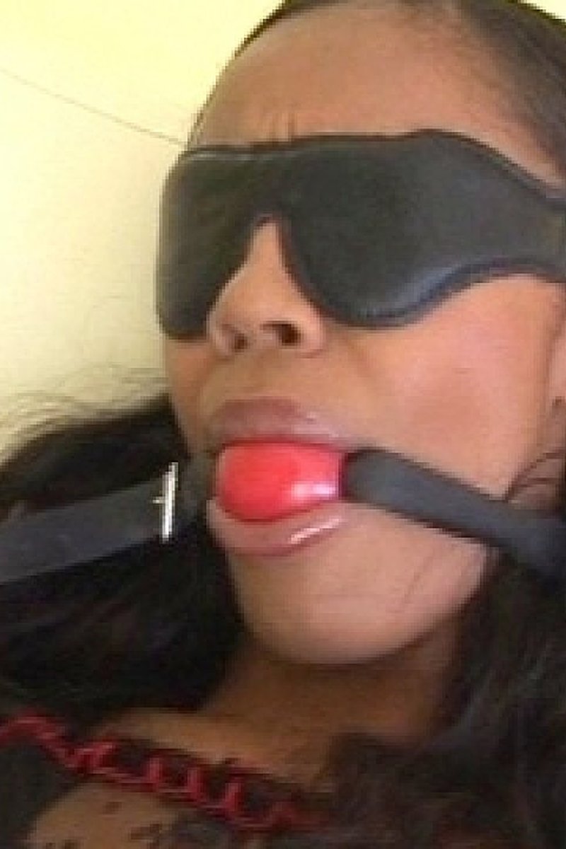 Jada Fire And Misty Stone Go All The Way - Screenshot 1 of 4 - Black
