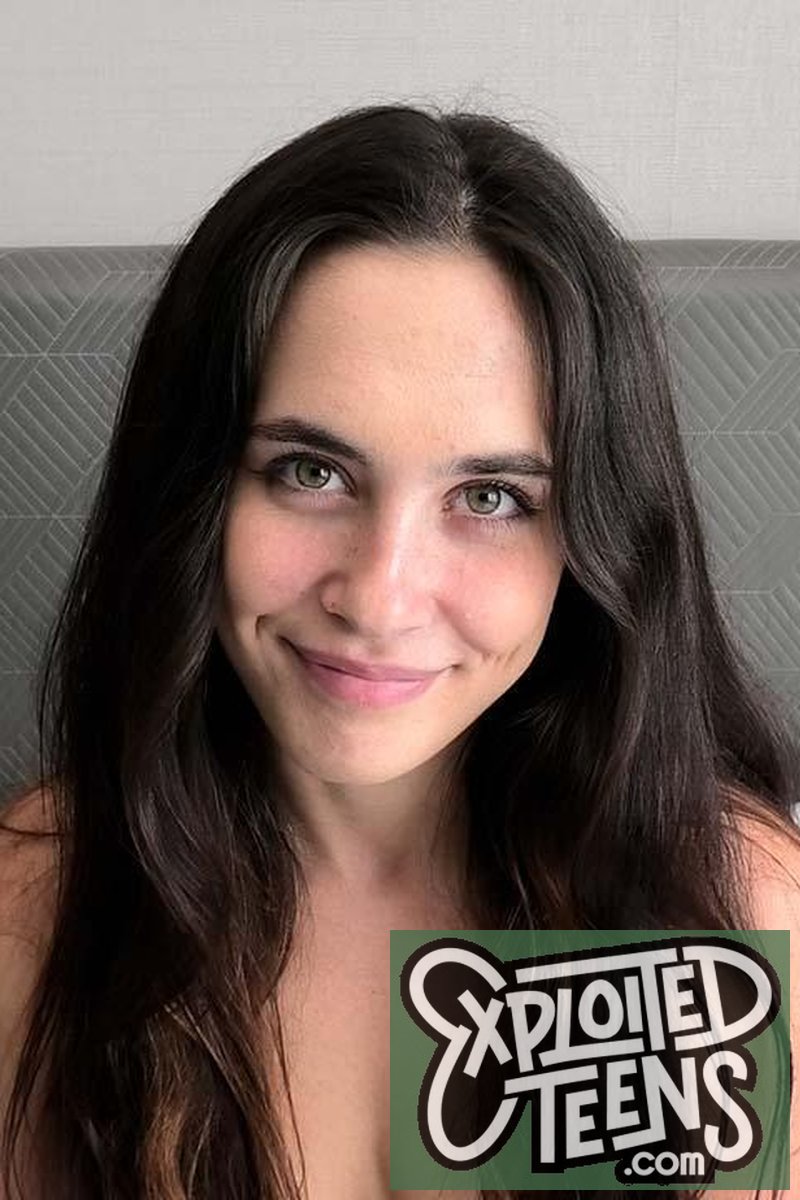 Daisy - Screenshot 1 of 4 - Facial