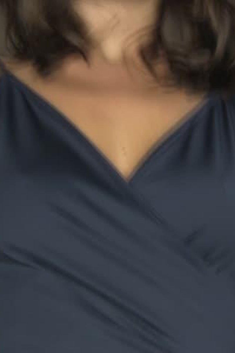 Gentle Giantess Threatening Vore Pt 3 - Screenshot 1 of 4 - Fetish