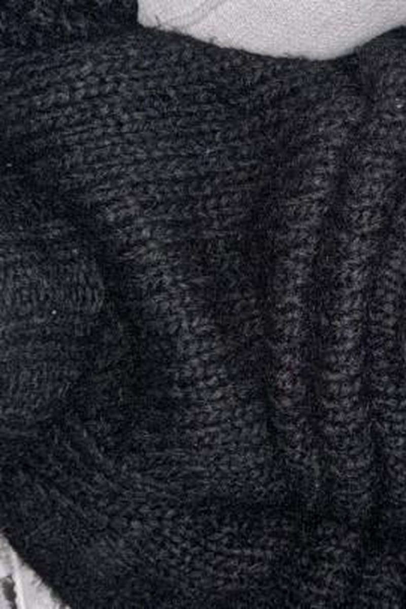 Four Layer Handjob - Screenshot 1 of 4 - Casual Wear