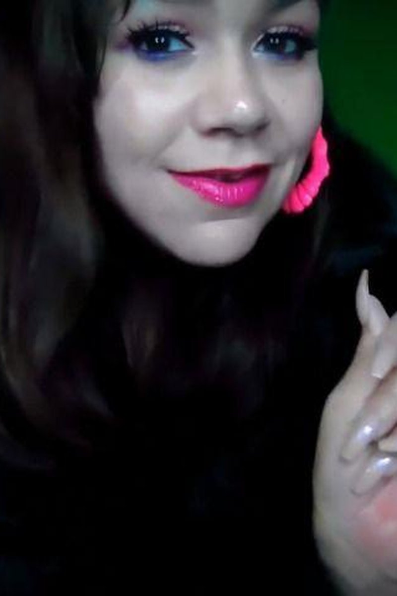 Holiday Dinner Task - Screenshot 1 of 4 - Femdom
