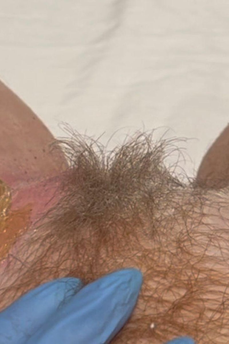 Pussy Waxing - Screenshot 1 of 4 - Playful