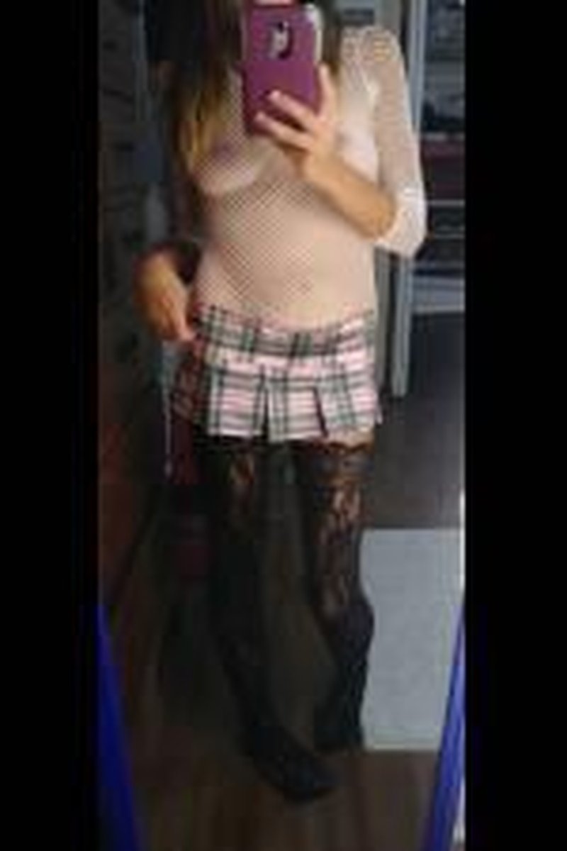 My Tiny Body - Screenshot 1 of 4 - Fishnet
