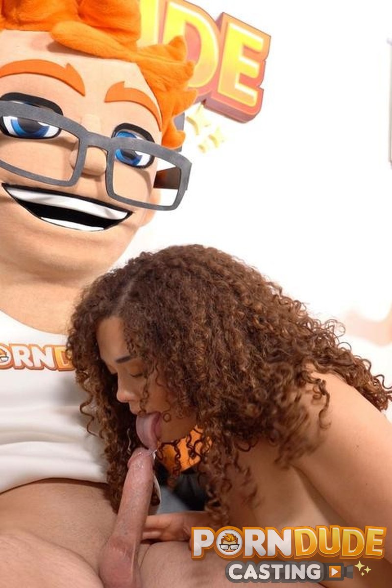 Willow Ryder - Screenshot 1 of 4 - Black