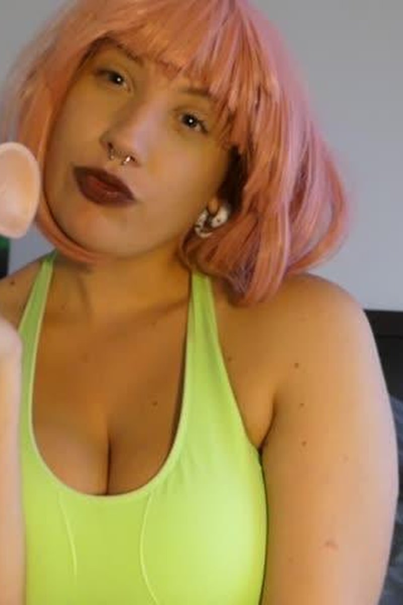 Personal Trainer SPH - Screenshot 1 of 4 - Big Tits