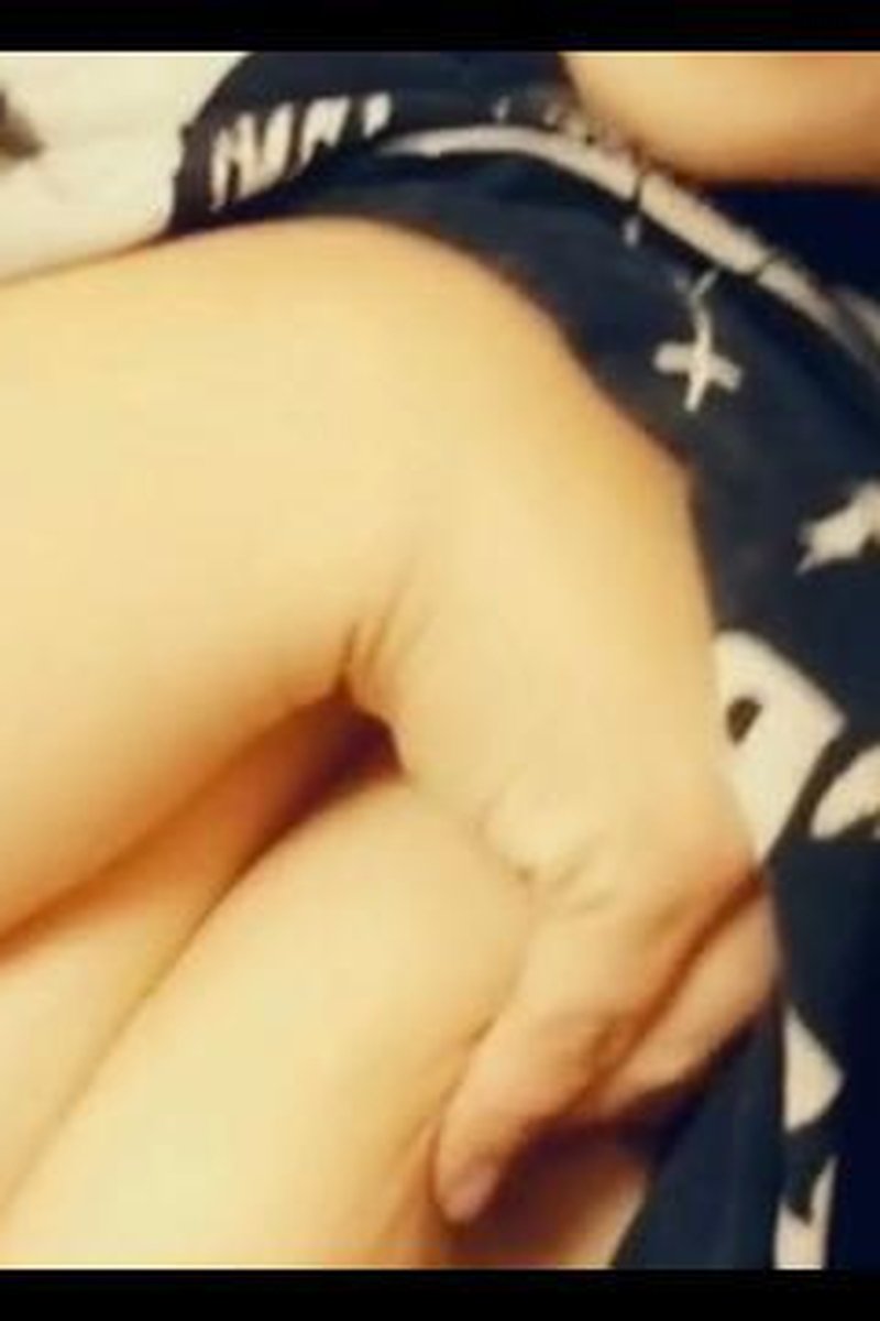 Snapchat Contemplation - Screenshot 1 of 4 - BBW