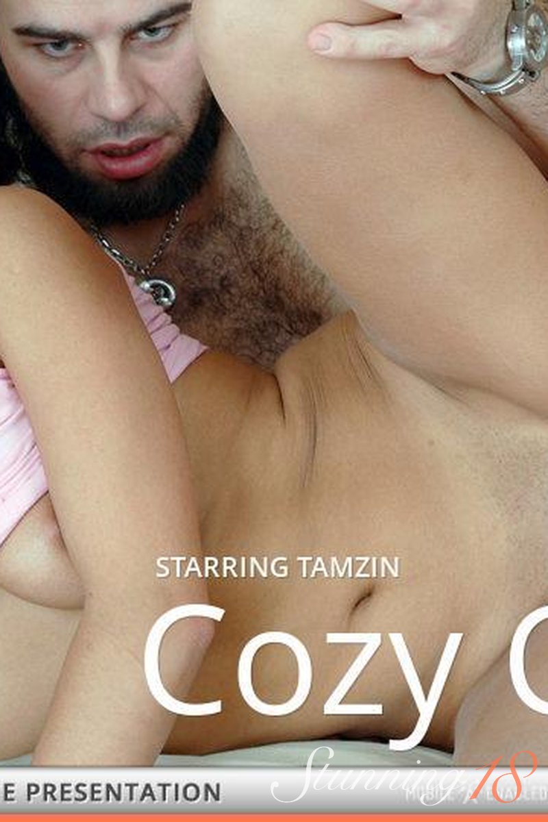 Cozy Couple - Screenshot 1 of 4 - Colored Hair