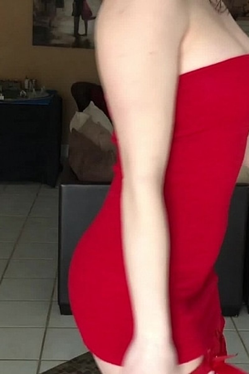 Valentines Fun - Screenshot 1 of 4 - Brown Hair