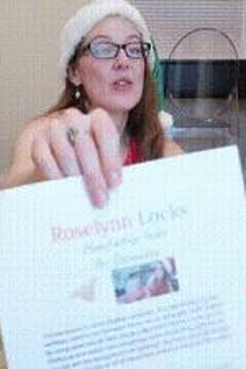 26 Humiliating Tasks For December 2020 (Video Version) - Screenshot 1 of 4 - Costume