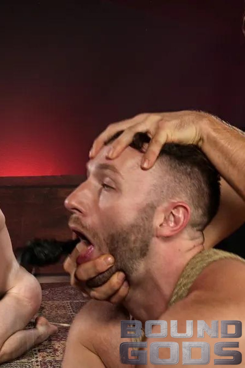 Desperate For Domination - Screenshot 1 of 4 - Anal