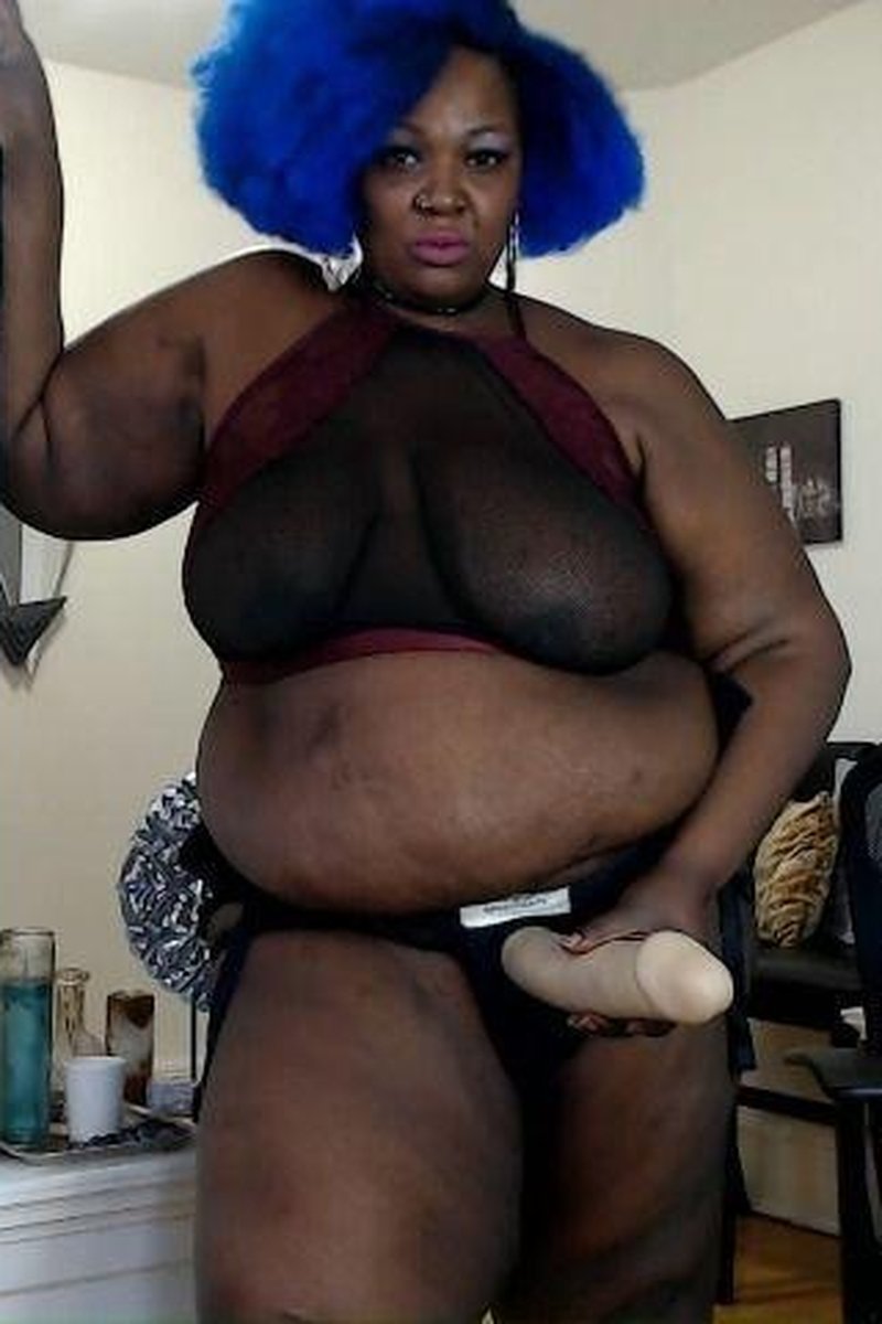 Dick Down Diva - Screenshot 1 of 4 - BBW