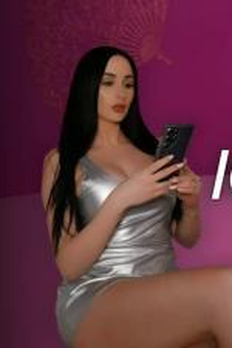 Ignored - Screenshot 1 of 4 - Bored Ignored