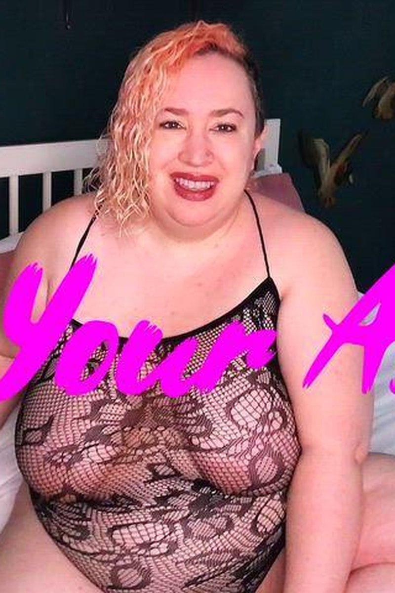 TP-yourvidsnimueallen-fuck-your-ass-joi