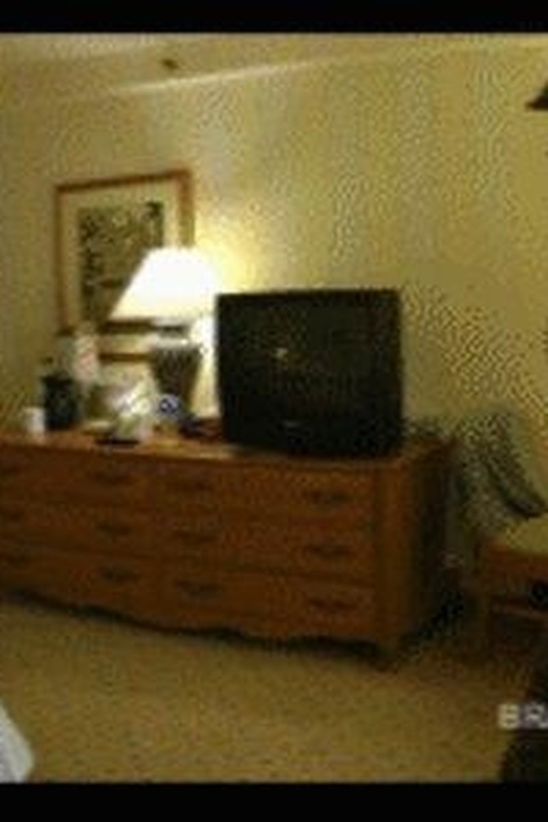 Mz Devious Belly Busting - Screenshot 1 of 4 - Body Busting