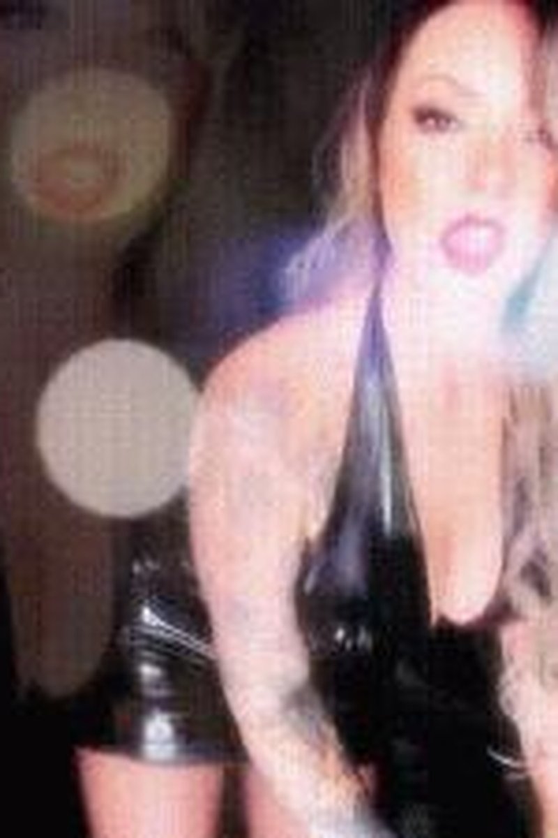 CEI **** - Screenshot 1 of 4 - Bodybuilder