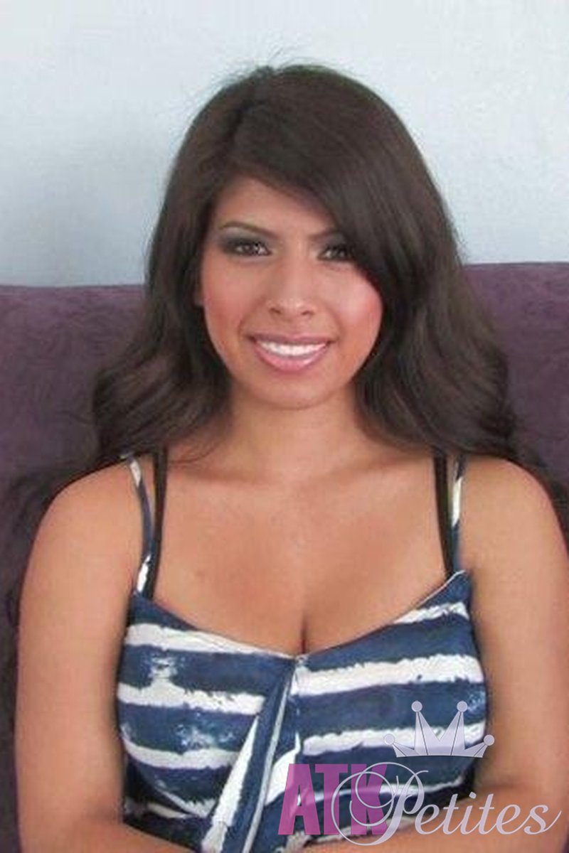 Layla Rose - Interview - Screenshot 1 of 4 - Layla Rose