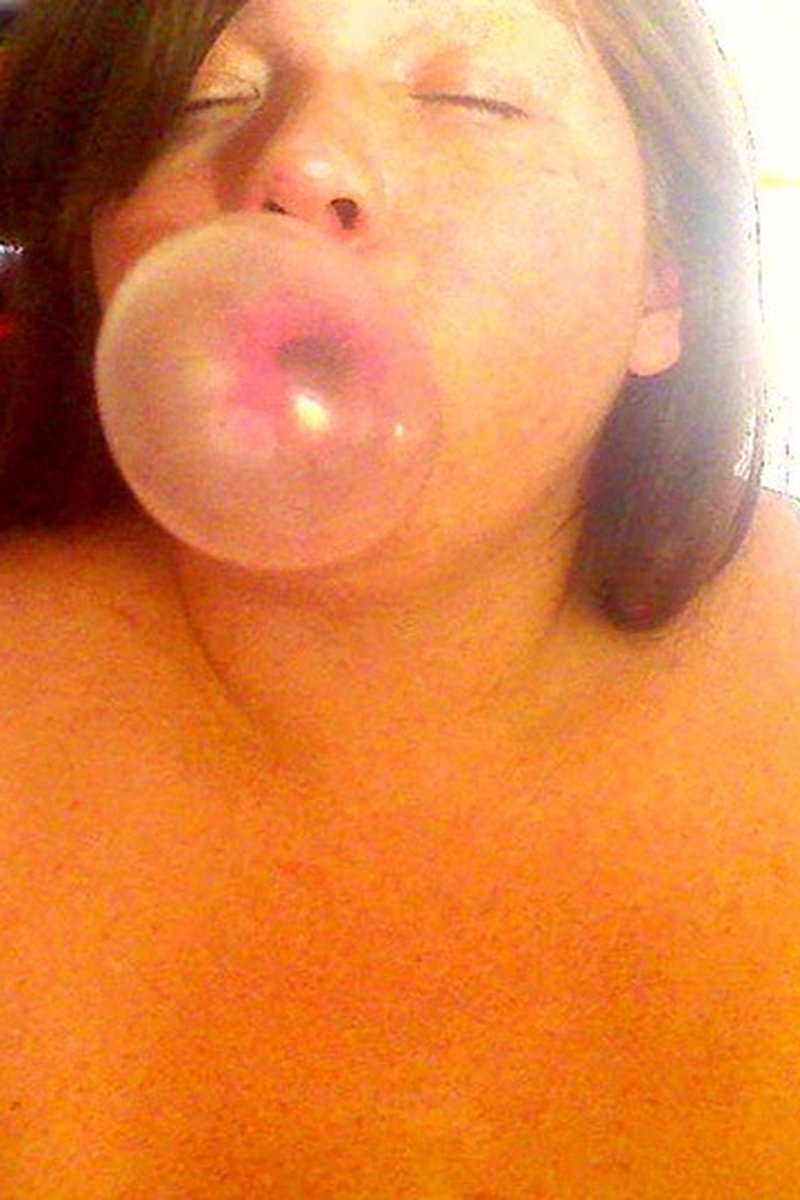 Bubble Blowing - Screenshot 1 of 4 - BBW
