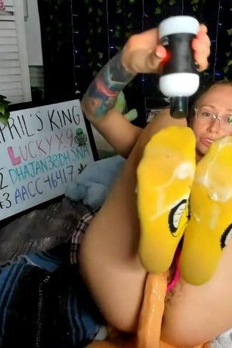 Edging 2 - Screenshot 1 of 4 - Cum Play