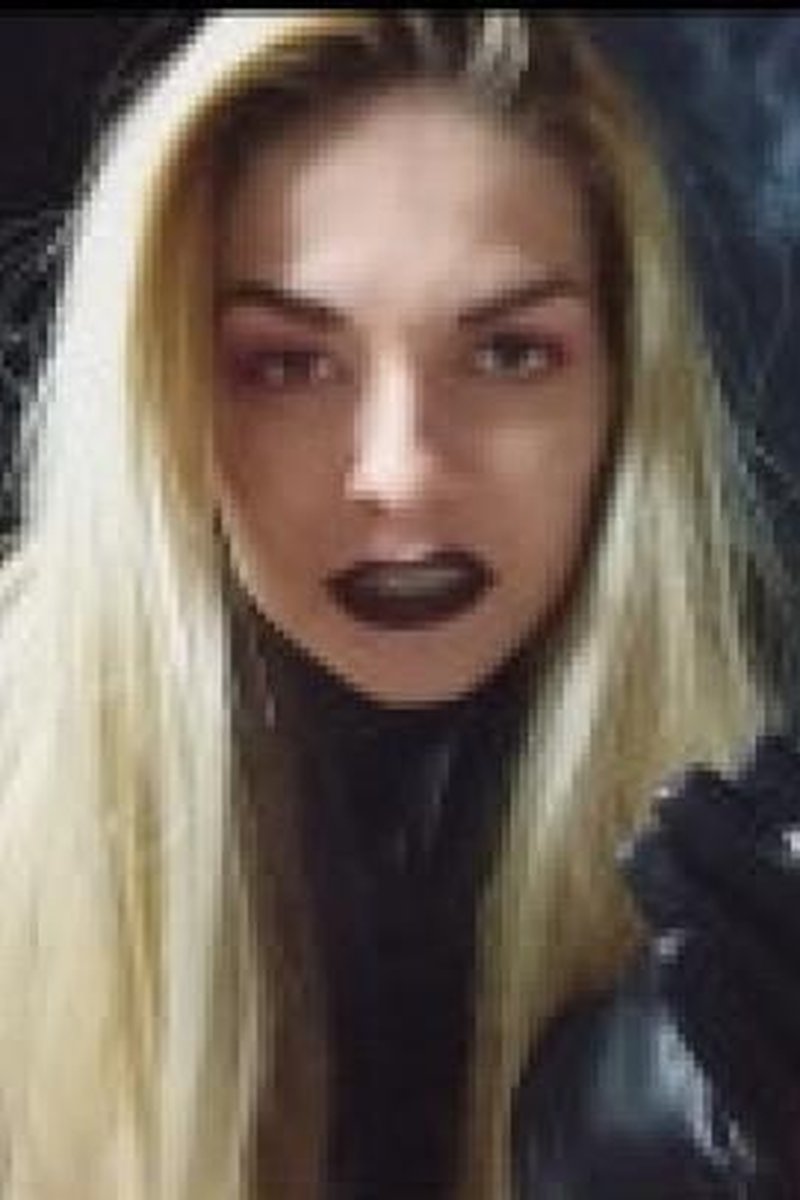 Big Mistake - Screenshot 1 of 4 - Cosplay