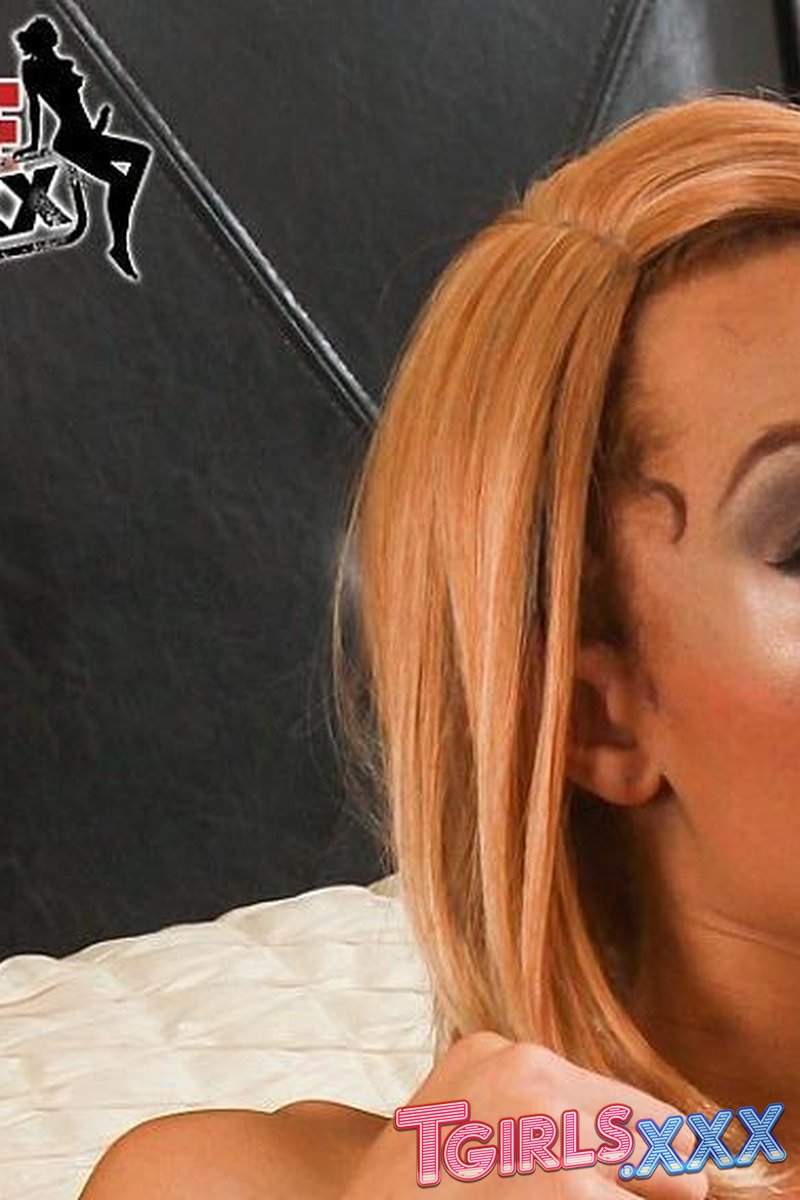 Golden Balls! - Screenshot 1 of 4 - Transgender