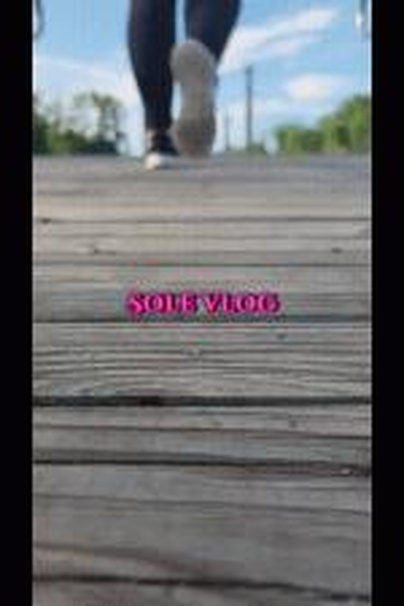Sole Vlog - Screenshot 1 of 4 - Black