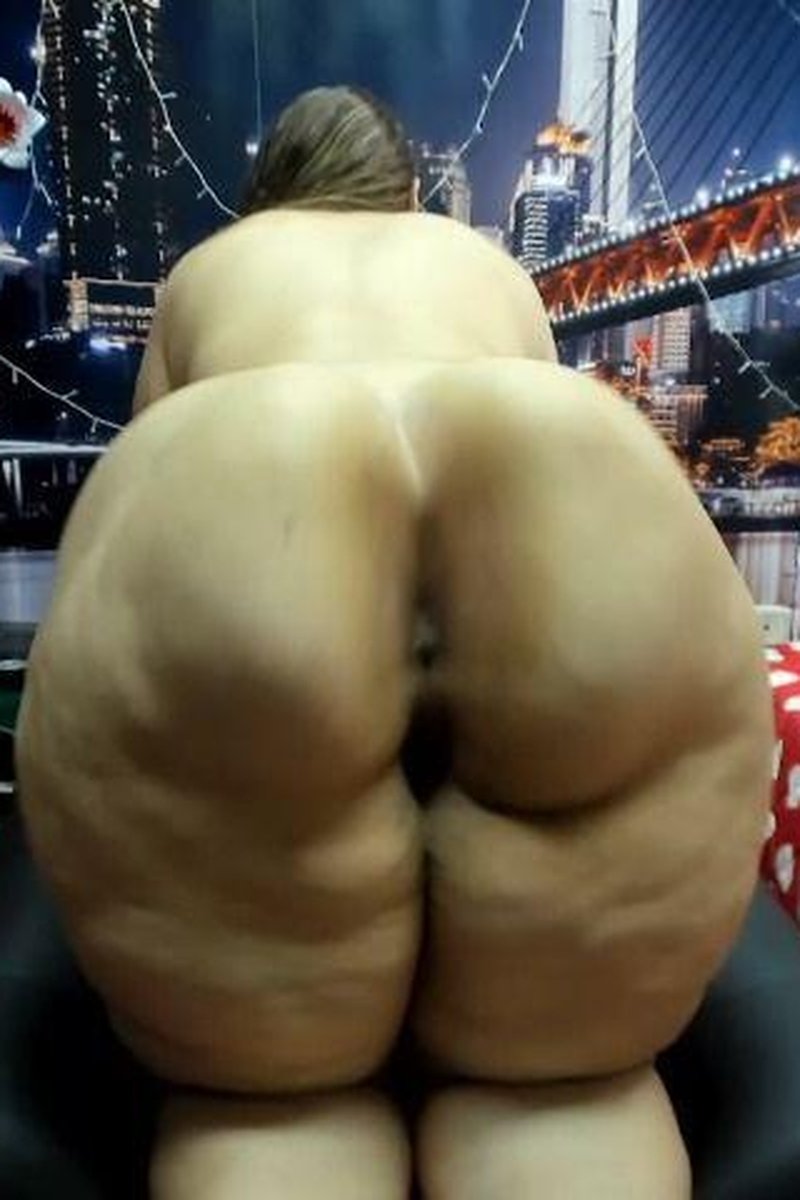 BBW Ass Clapping - Screenshot 1 of 4 - Ass Fetish