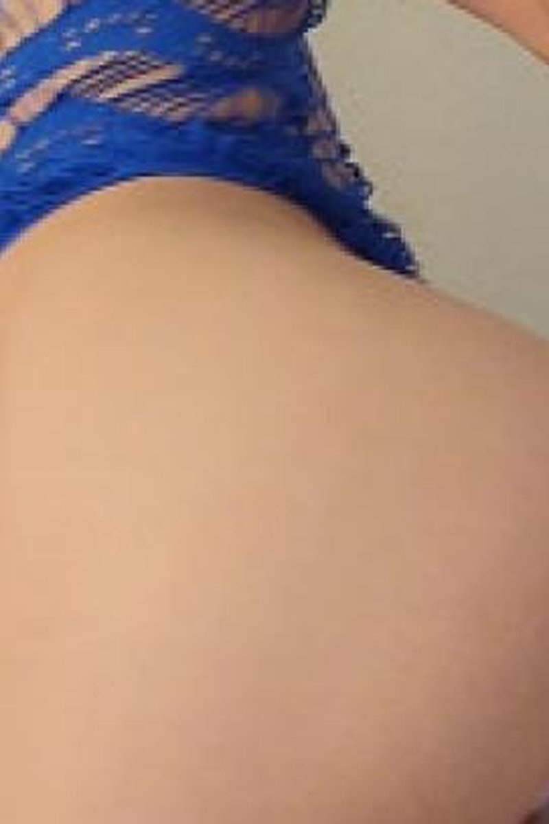 Moaning For Step-Daddy - Screenshot 1 of 4 - Babes