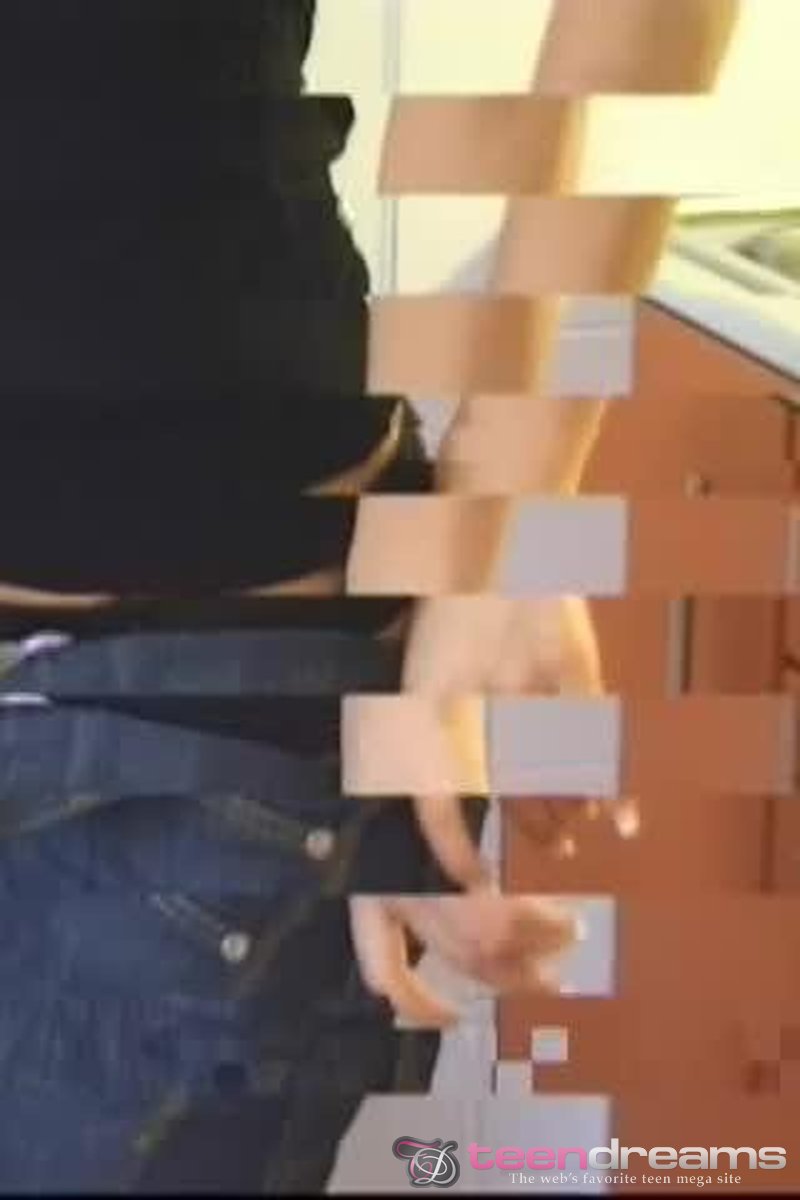 Lucy - Screenshot 1 of 4 - Teen (18-22)