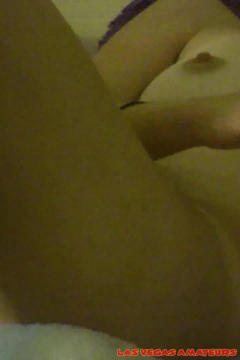 Emily Grey - Solo - Light Pillow Lighted Ball Pyrex Dildo - Screenshot 1 of 4 - Brown Hair