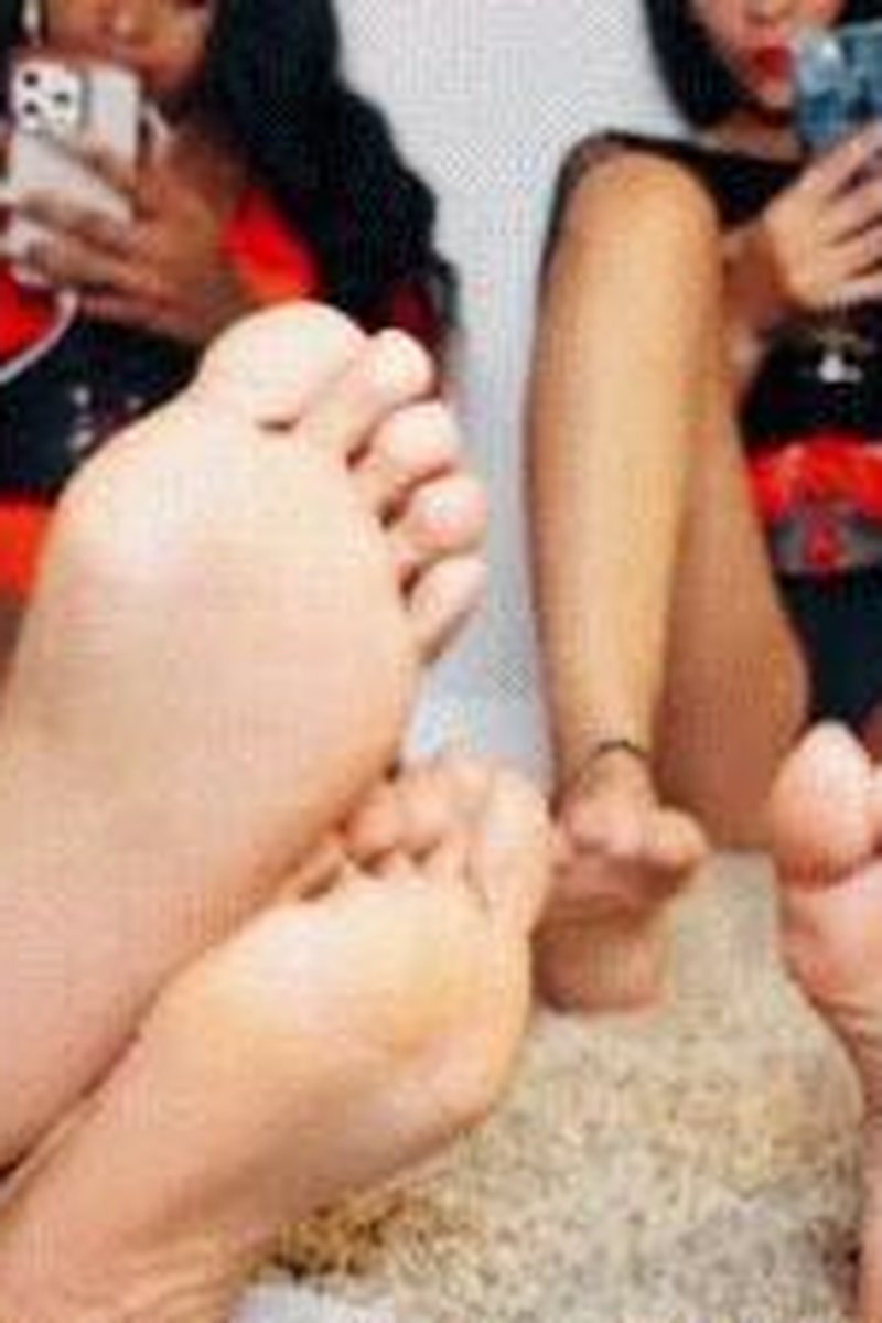Ignore - Screenshot 1 of 4 - Foot Fetish