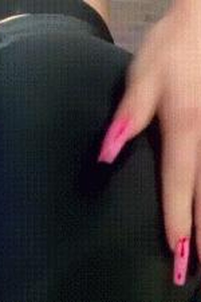 Tight Squeeze - Screenshot 1 of 4 - Ass Fetish